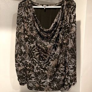 Daisy Fuentes Hidden Contour Tank Blouse